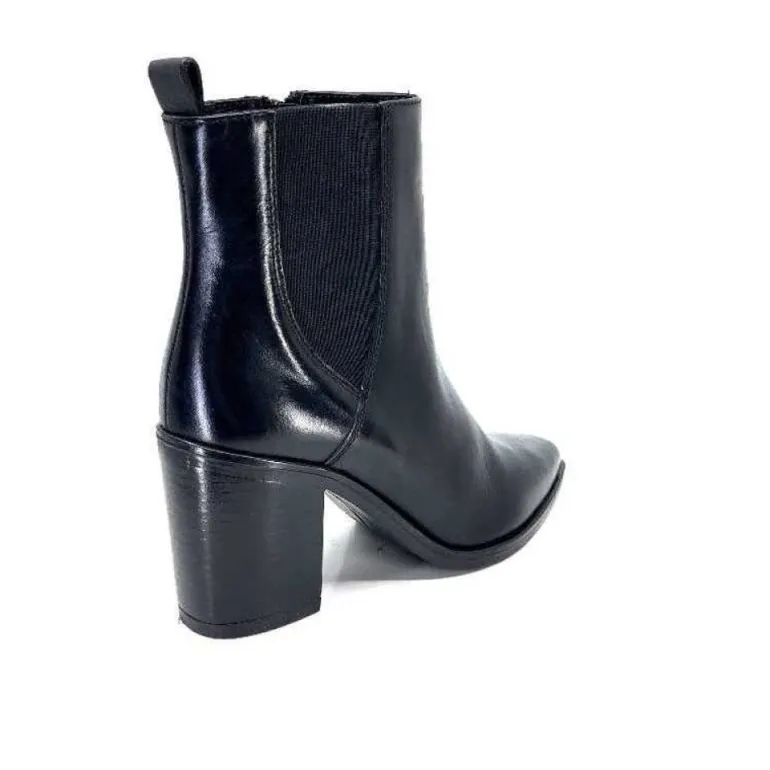 Ivoire 52145 Cuir Noir