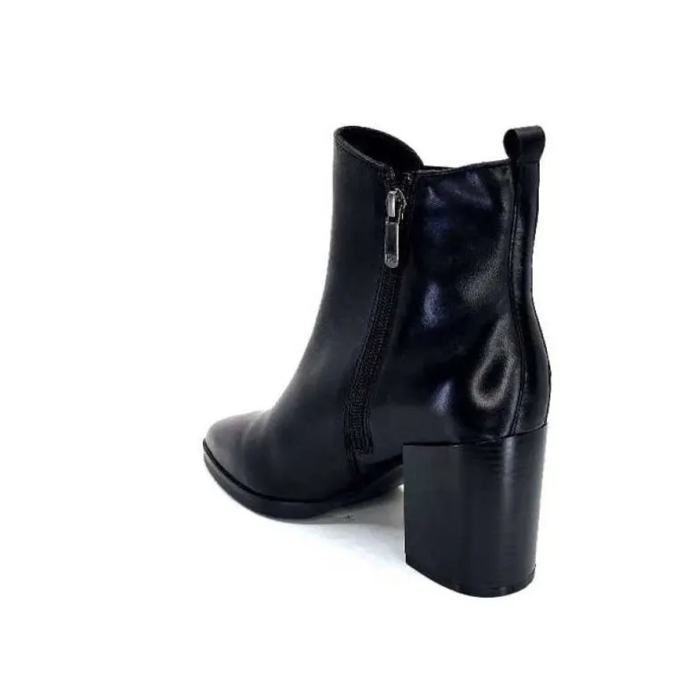 Regarde Le Ciel Marge 02 Cuir Noir
