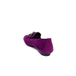 Reqins Hinder Daim Violet