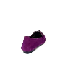 Reqins Hinder Daim Violet